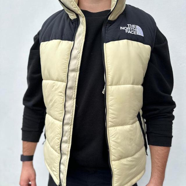 The North Face Men's Gilet - Cream - M on Productcaster.