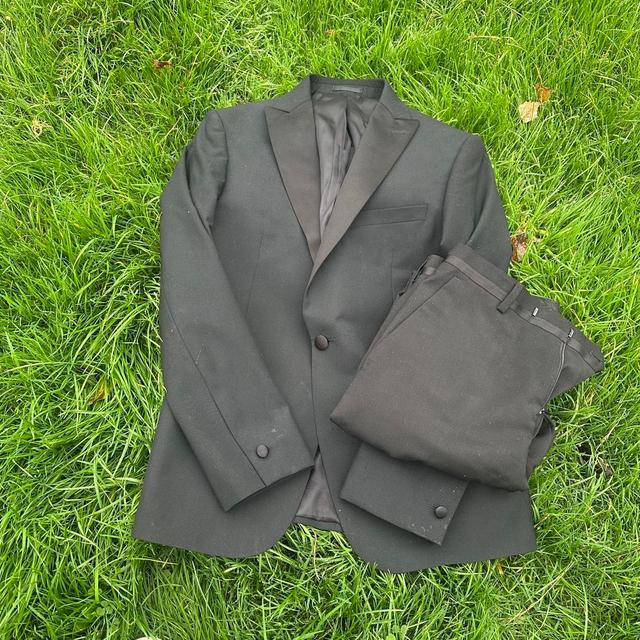 John Lewis Men's Suit - Black - S on Productcaster.