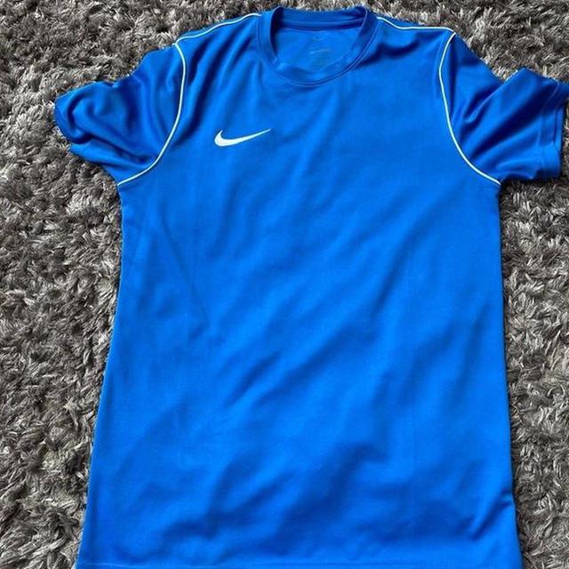 Nike Men's Shirt - Blue - M on Productcaster.