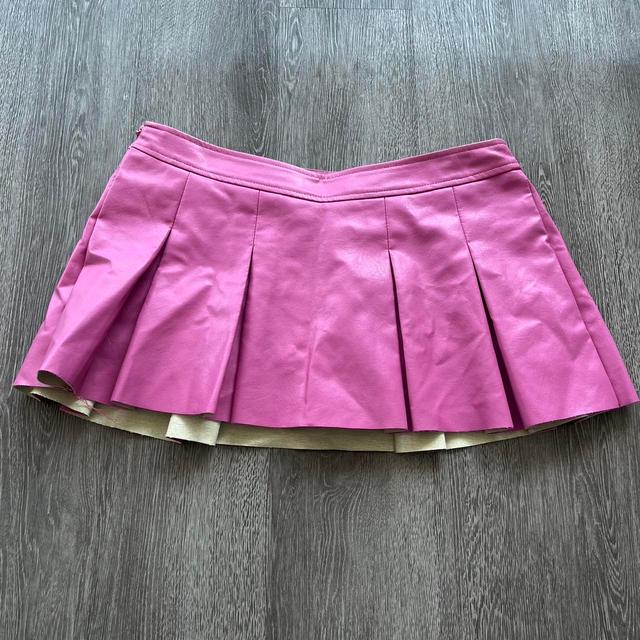 SHEIN Women's Skirt - Pink - UK 10 on Productcaster.