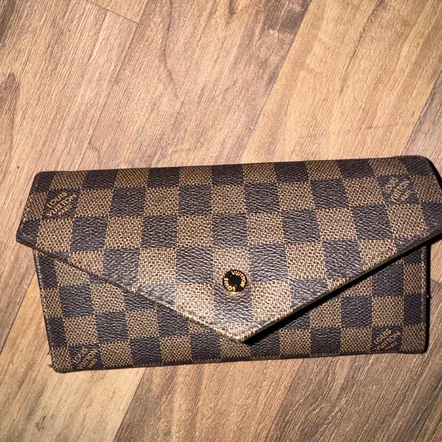 Louis Vuitton Women's Wallet - Brown on Productcaster.