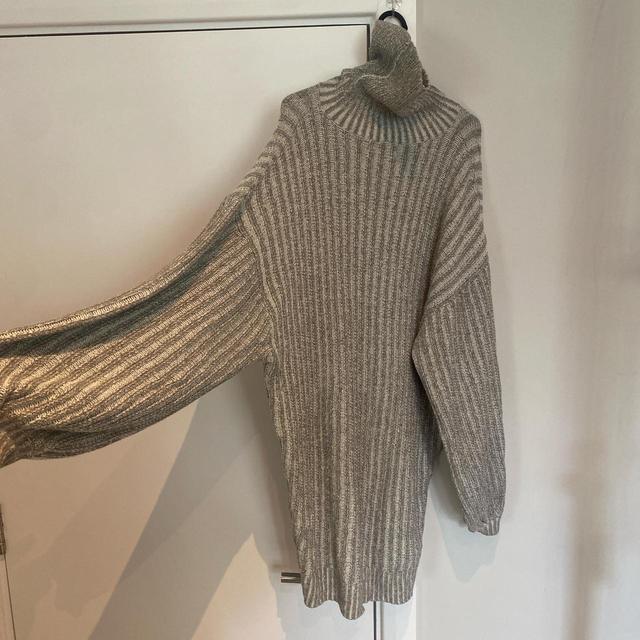 Urban Outfitters Women's Jumper - Grey/White - S on Productcaster.