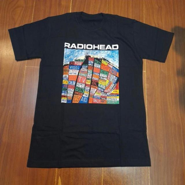 Gildan Men's T-shirt - Black - L on Productcaster.