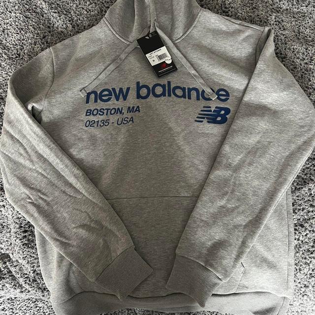 New Balance Men's Hoodie - Grey - M on Productcaster.