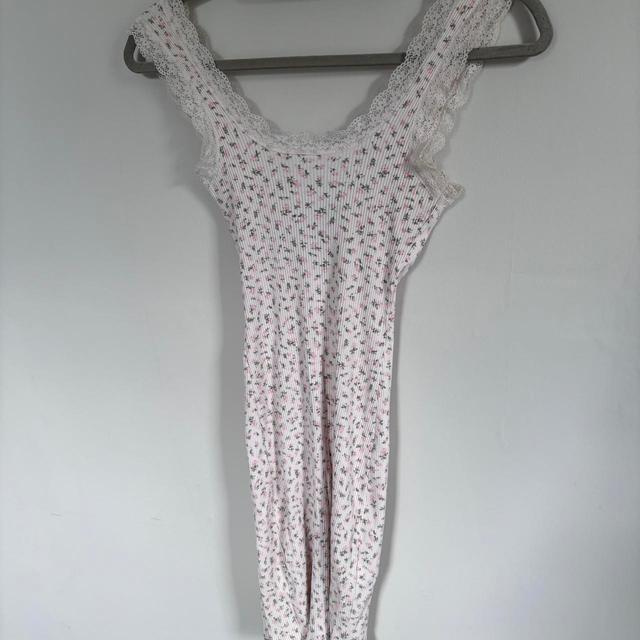 H&M Women's Bodycon Dress - White/Pink - 6 on Productcaster.