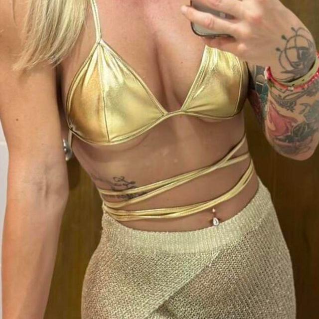 Women's Crop top - Gold - 14 on Productcaster.