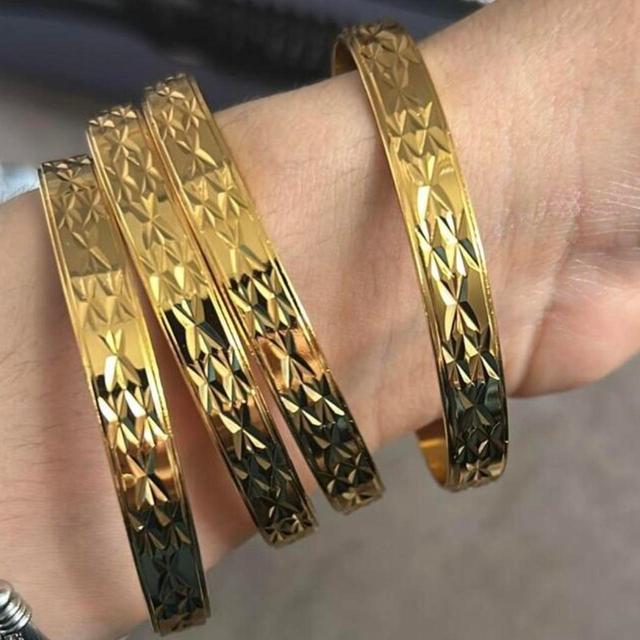 Women's Bracelet - Gold on Productcaster.