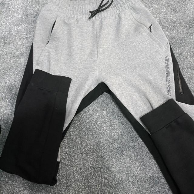 Monterrain Men's Sweatpants - Black/Grey - XS on Productcaster.