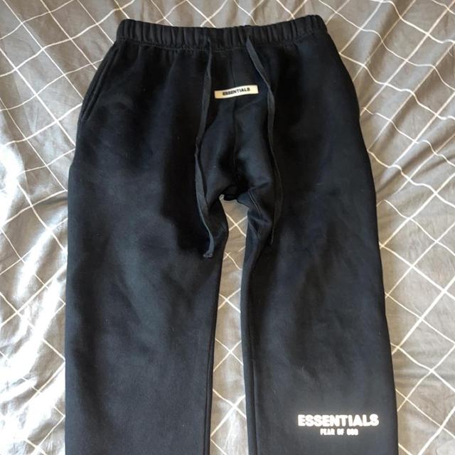 Essentials Men's Sweatpants - Black - M on Productcaster.