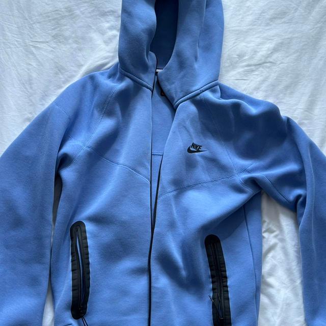 Nike Men's Hoodie - Blue - S on Productcaster.