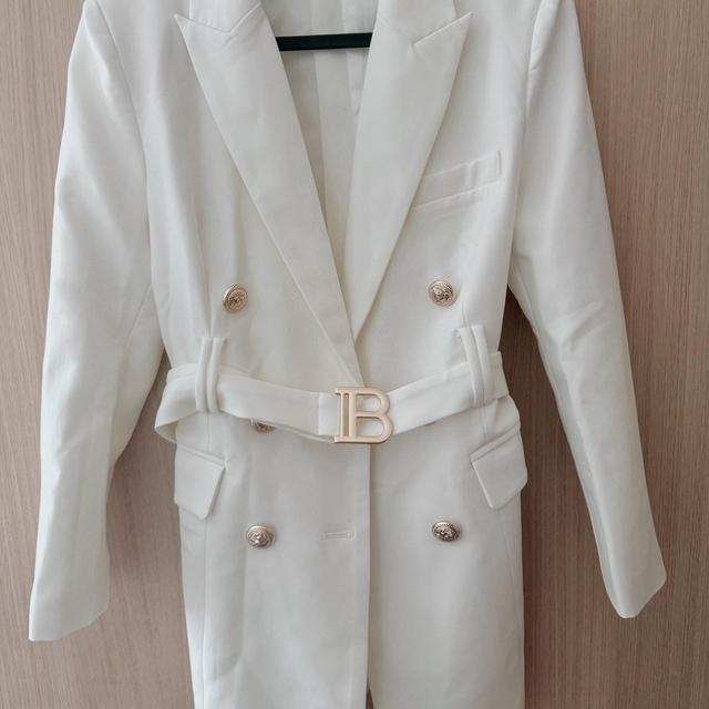 Women's Blazer Jacket - White - UK 6 on Productcaster.