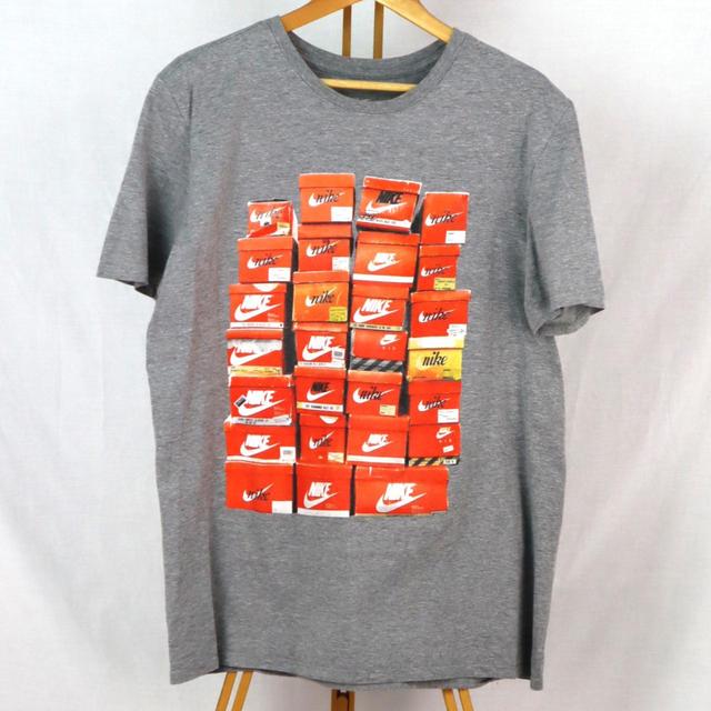 Nike Men's T-shirt - Grey/Orange - L on Productcaster.