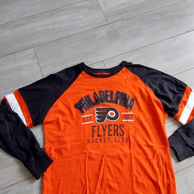 NHL Men's T-shirt - Black/Orange - L on Productcaster.