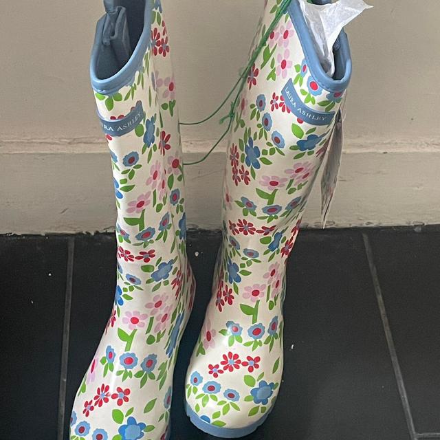 Laura Ashley Women's Festival Boots - Multi - UK 7 on Productcaster.