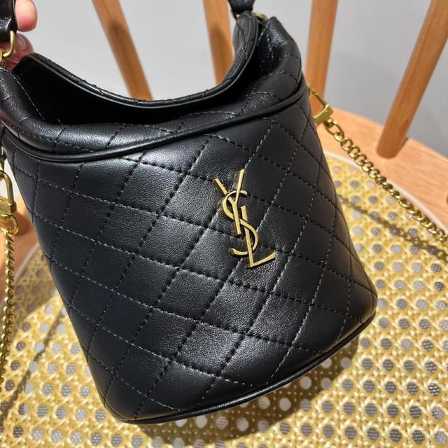 Yves Saint Laurent Women's Tote bags - Black on Productcaster.