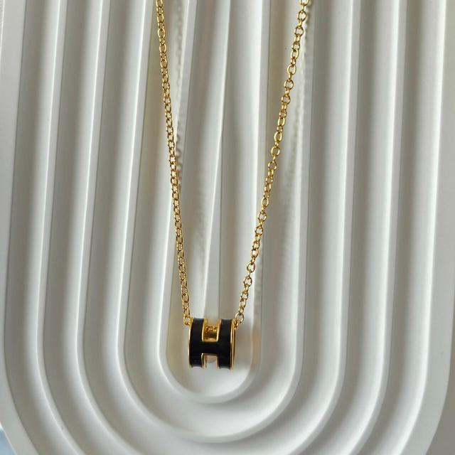 Vintage Women's Necklace - Black/Gold on Productcaster.