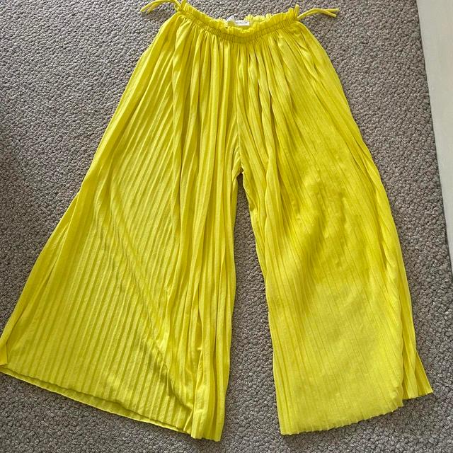 Zara Kids' Wide leg Trousers - Yellow on Productcaster.