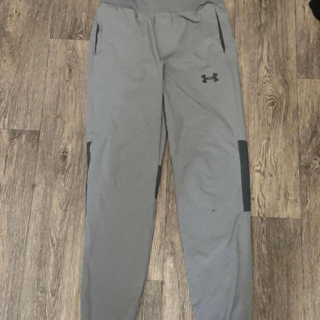 Under Armour Kids' Trousers - Grey/Silver on Productcaster.