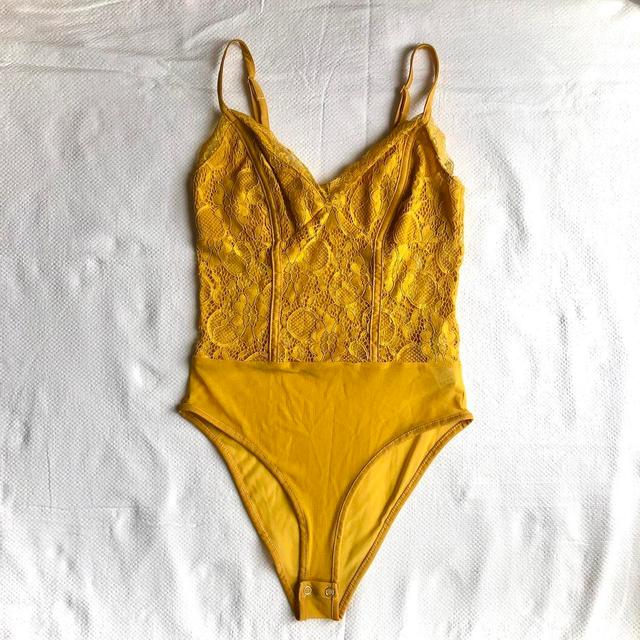 New Look Women's Bodysuit - Yellow - 8 on Productcaster.