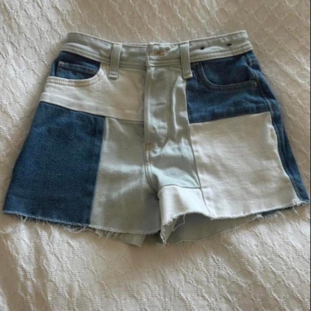 Hollister Co. Women's Shorts - Blue - UK 8 on Productcaster.