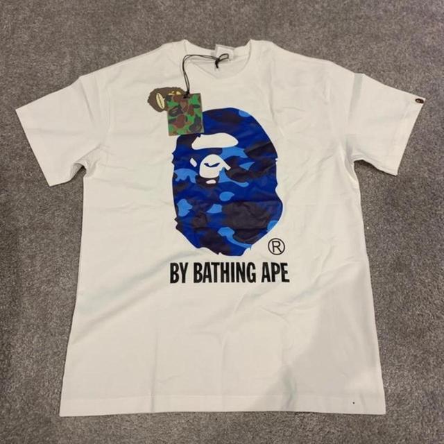 BAPE Men's T-shirt - White - M on Productcaster.