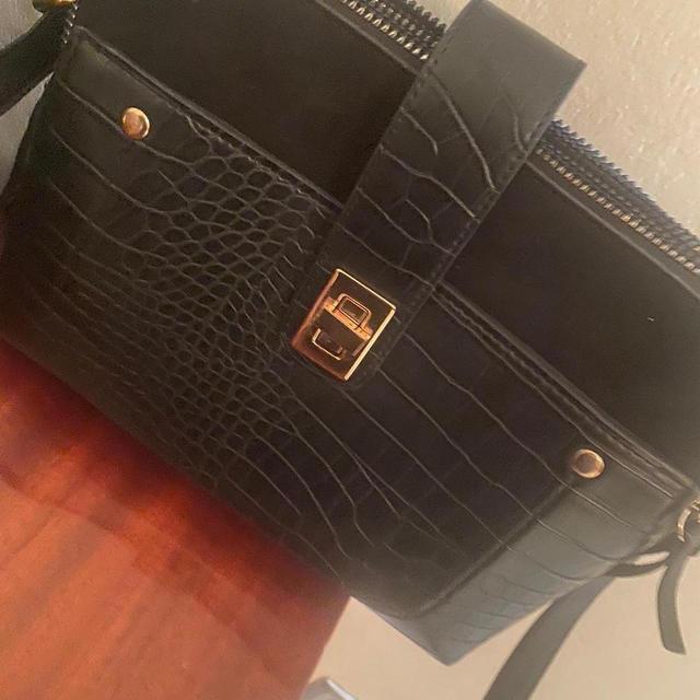 Primark Women's Bag - Black on Productcaster.