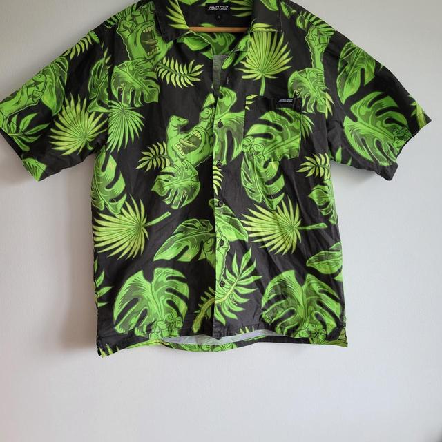 Santa Cruz Men's Shirt - Black/Green - S on Productcaster.