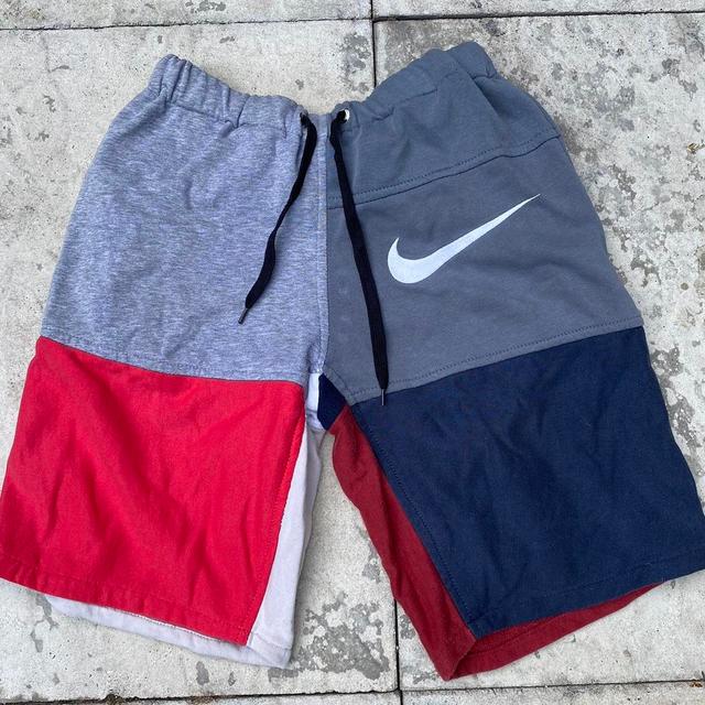 Nike Men's Shorts - Multi/Grey - M on Productcaster.