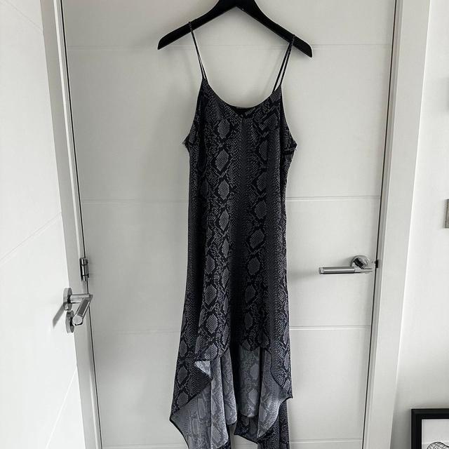 H&M Women's Summer Dress - Grey - 8 on Productcaster.