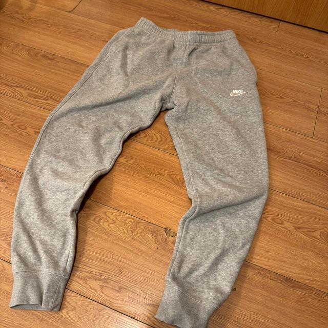 Nike Men's Sweatpants - Grey - S on Productcaster.