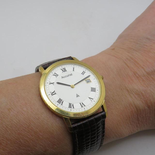 Accurist Men's Analogue Watch - Gold on Productcaster.