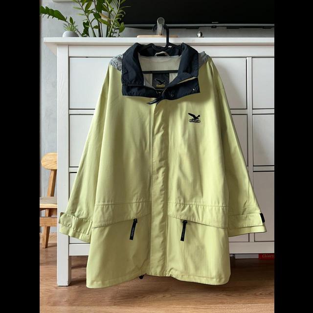 Salewa Men's Lightweight Jacket - Green/Yellow - L on Productcaster.