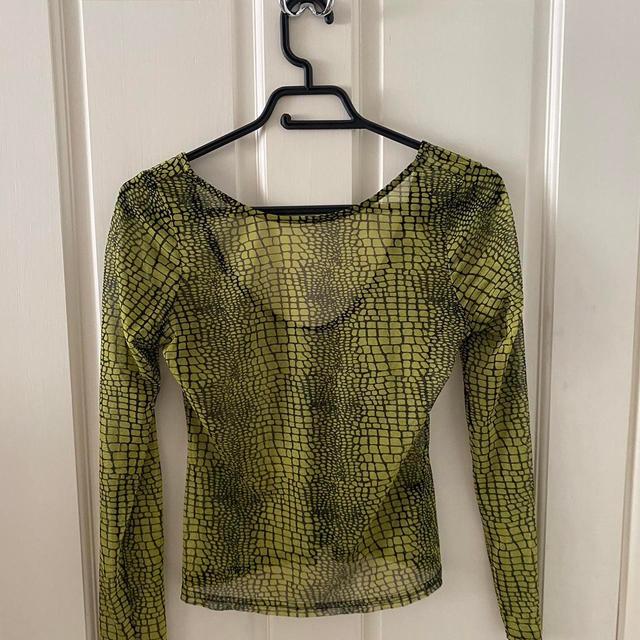 Preloved Women's T-shirt - Green - 10 on Productcaster.