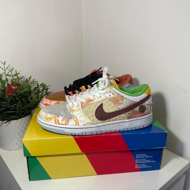 Nike Men's Trainers - Multi - UK 9 on Productcaster.