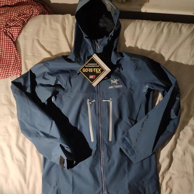 Arc'teryx Men's Windbreaker Jacket - Blue - S on Productcaster.