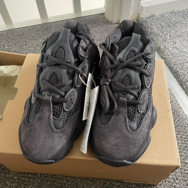 Yeezy Women's Trainers - Black/Grey - UK 4.5 on Productcaster.