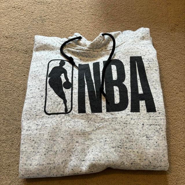 NBA Men's Hoodie - Grey - L on Productcaster.