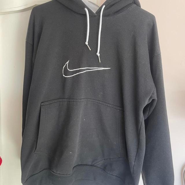 Nike Women's Hoodie - Black - M on Productcaster.