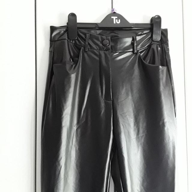 Women's Trousers - Black - M on Productcaster.