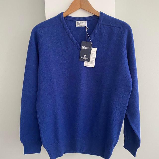 Johnstons of Elgin Men's Jumper - Blue - L on Productcaster.