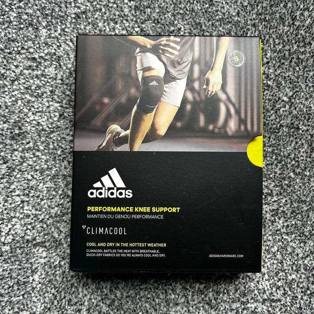 Adidas Fitness - Black on Productcaster.