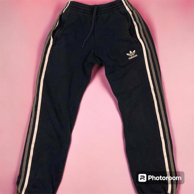 Adidas Men's Sweatpants - Navy - XS on Productcaster.