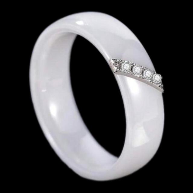 Vintage Women's Ring - Silver/White on Productcaster.