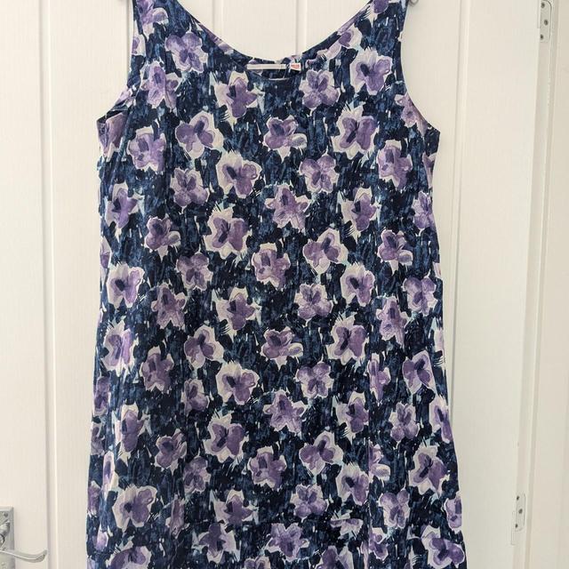 UNIQLO Women's Mini Dress - Purple/Navy - 18 on Productcaster.