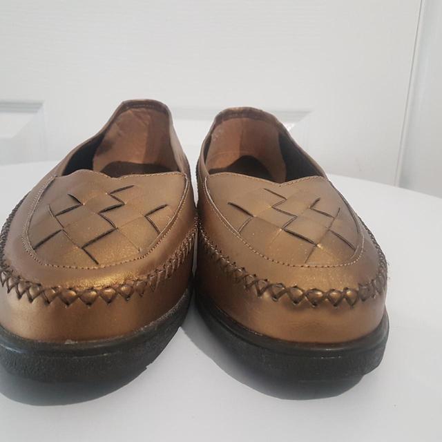 Women's Loafers - Gold - UK 8 on Productcaster.