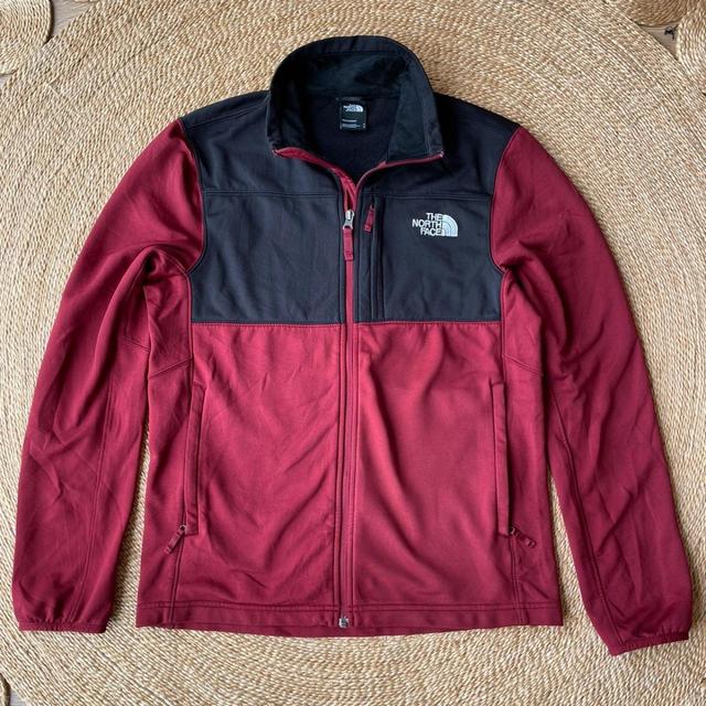 The North Face Men's Sweatshirt - Red/Black - S on Productcaster.