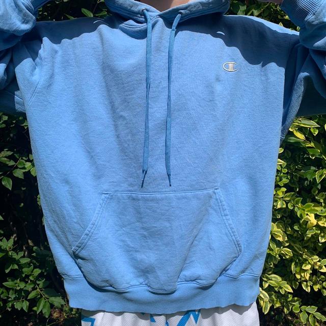 Champion Men's Hoodie - Blue - L on Productcaster.