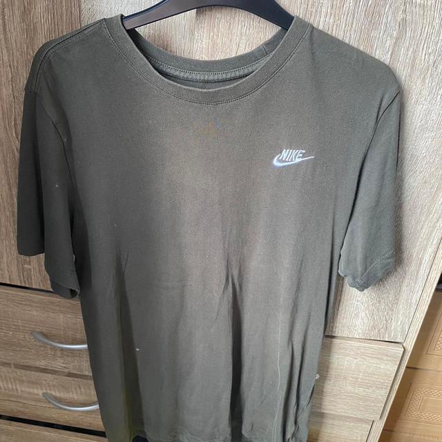 Nike Men's T-shirt - Khaki/Green - S on Productcaster.