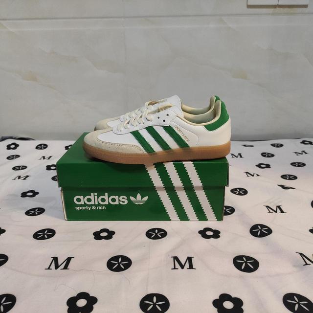 Adidas Women's Trainers - White/Green - UK 6.5 on Productcaster.