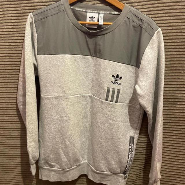 Adidas Men's Jumper - Grey - M on Productcaster.